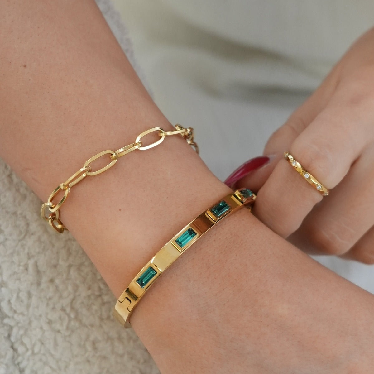 10 Cent Toggle Bracelet - Gold