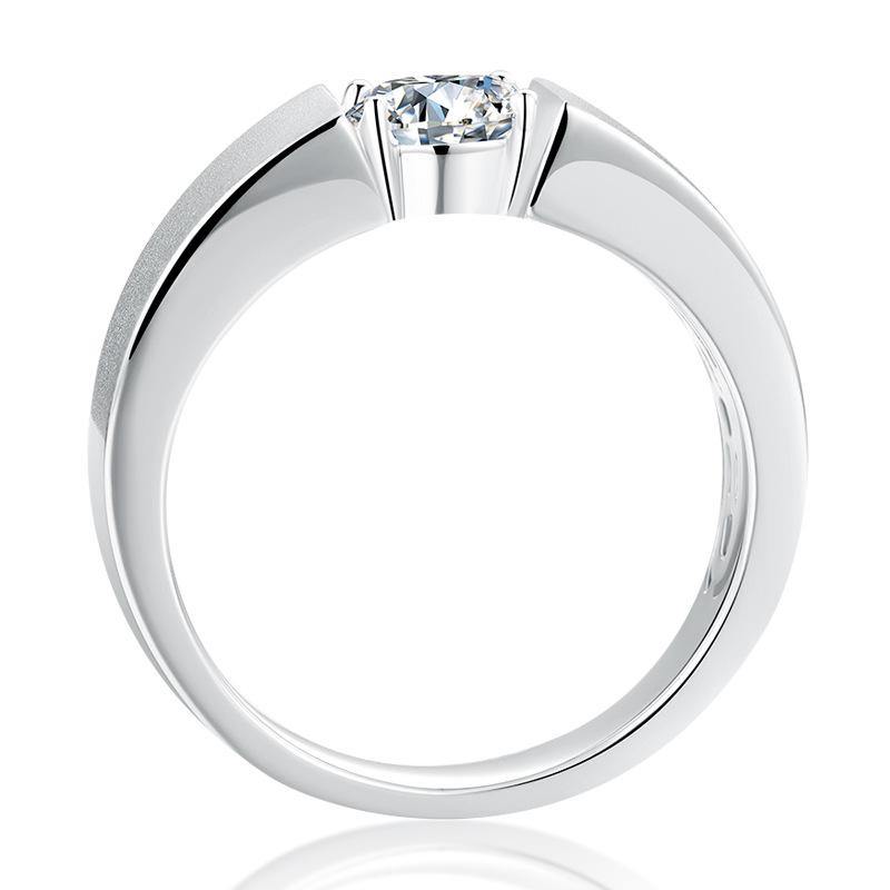 Fashion Solitaire Round Moissanite Sterling Silver Wedding Ring