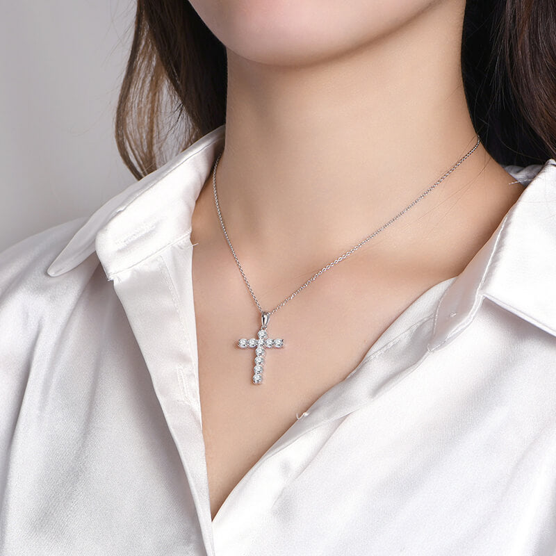 Round Moissanite Cross Pendant Necklace in Sterling Silver